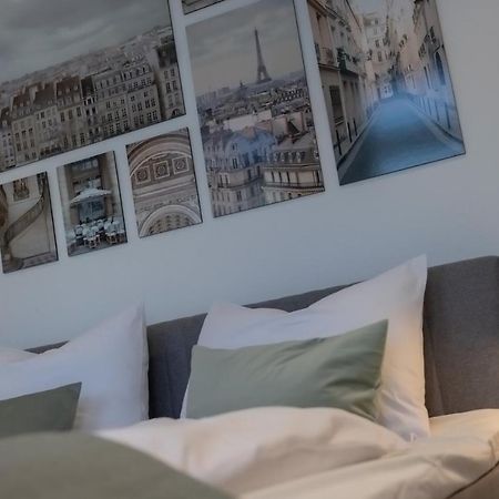 Kaza Guesthouse, Centrally Located 2 & 3 Bedroom Apartments In Augsbourg Extérieur photo