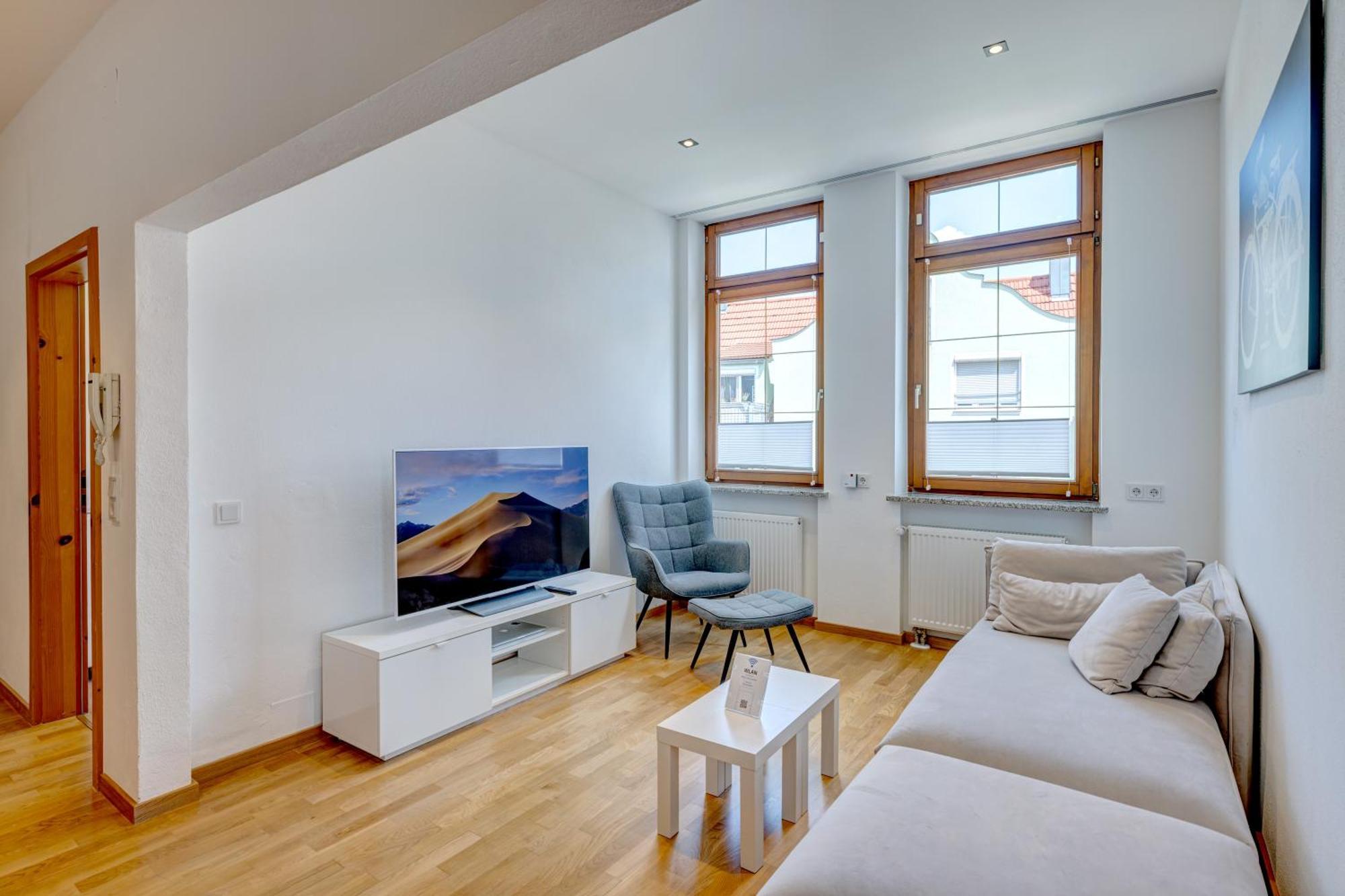 Kaza Guesthouse, Centrally Located 2 & 3 Bedroom Apartments In Augsbourg Extérieur photo