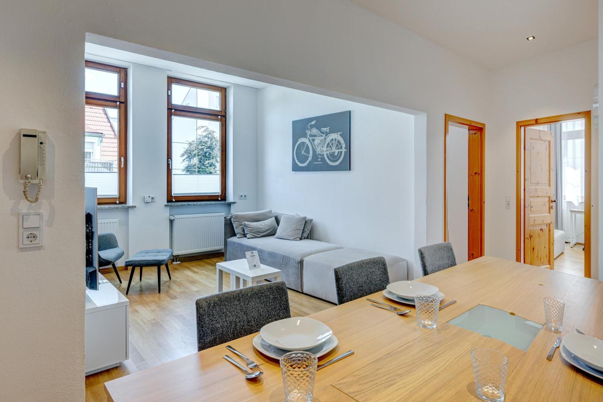Kaza Guesthouse, Centrally Located 2 & 3 Bedroom Apartments In Augsbourg Extérieur photo